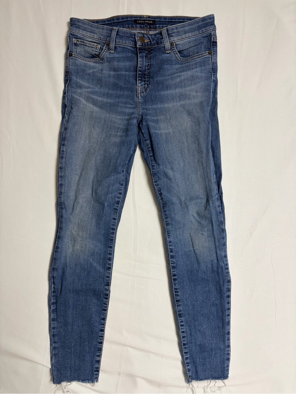 Lucky Brand Blue Skinny Jeans with Subtle Fading